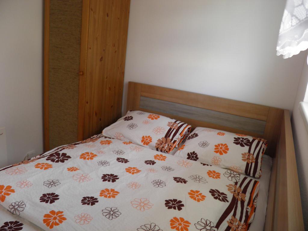 Apartment Chatky Aquaduo Liptovská Sielnica Zimmer foto